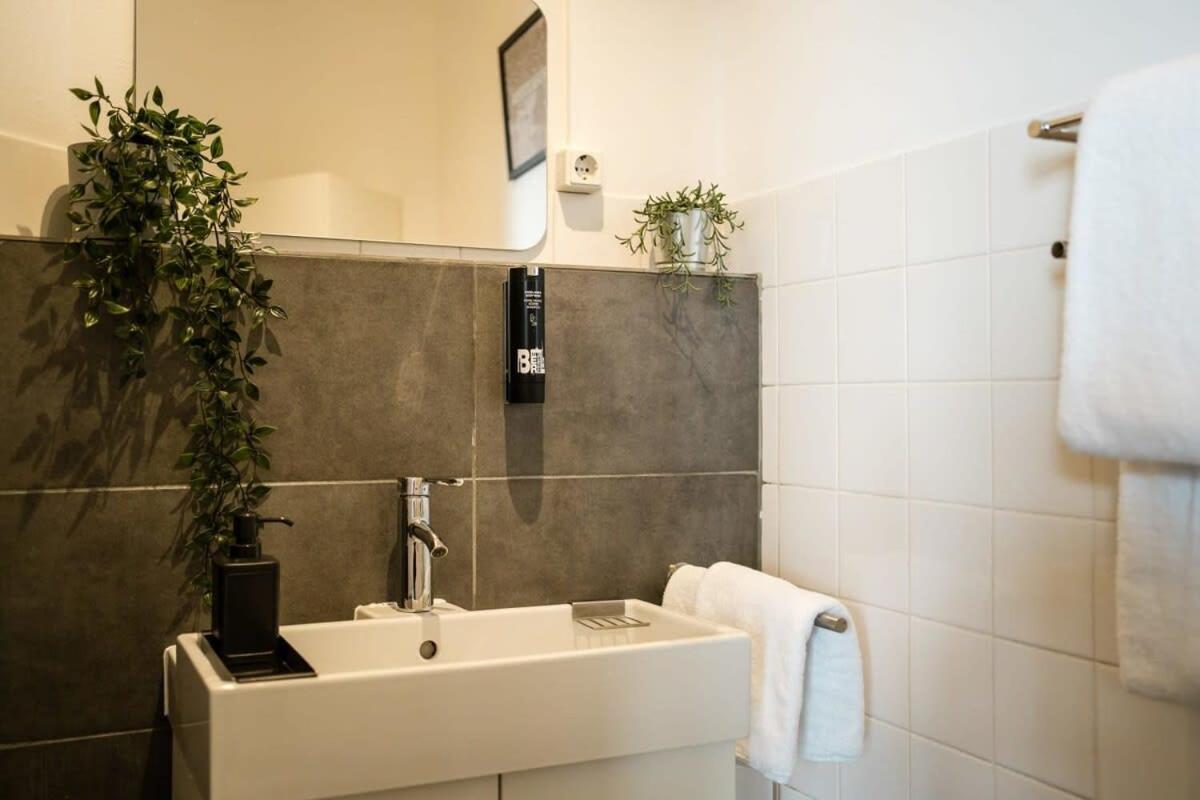 Industrial Loft In Berlin Mitte Apartment Екстериор снимка