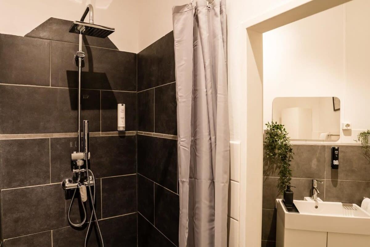 Industrial Loft In Berlin Mitte Apartment Екстериор снимка